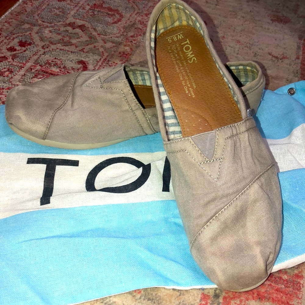 Tom’s women’s original style